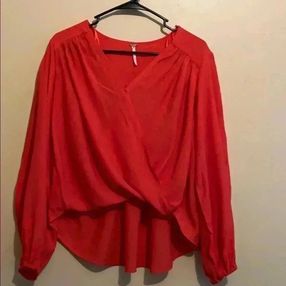 Free People In a wrap-style silhouette - Picture 5 of 9